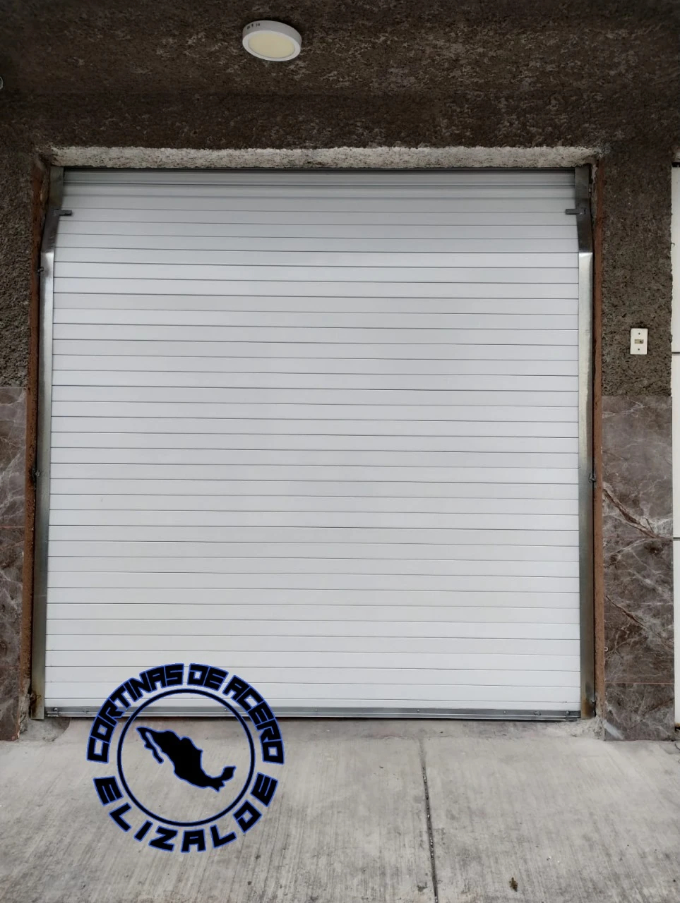 Cortina para Entrada Vehicular · CDMX